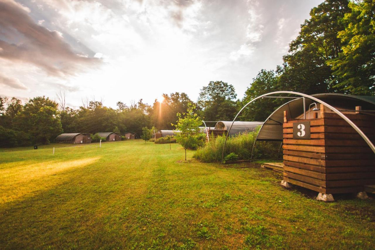 Villa Long Point Eco-Adventures à Normandale Extérieur photo